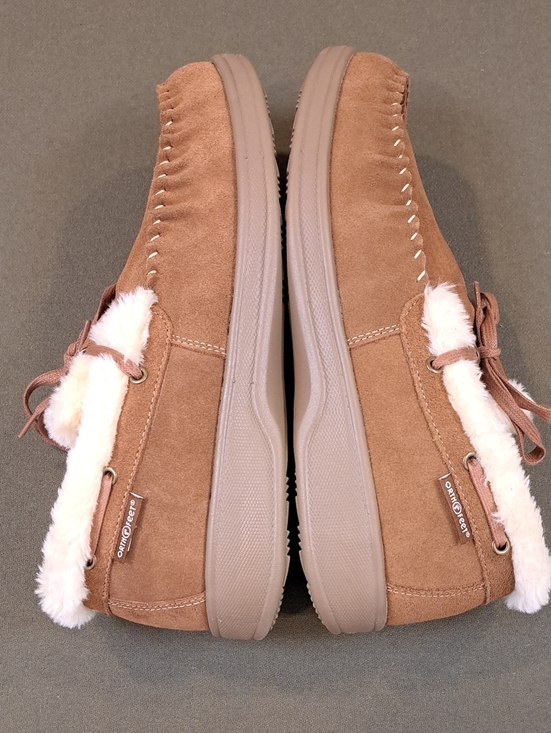 Orthofeet Tuscany Moccasin Slippers - Color: Brown - Size: Men 10.5 Wide (2E) main image 12